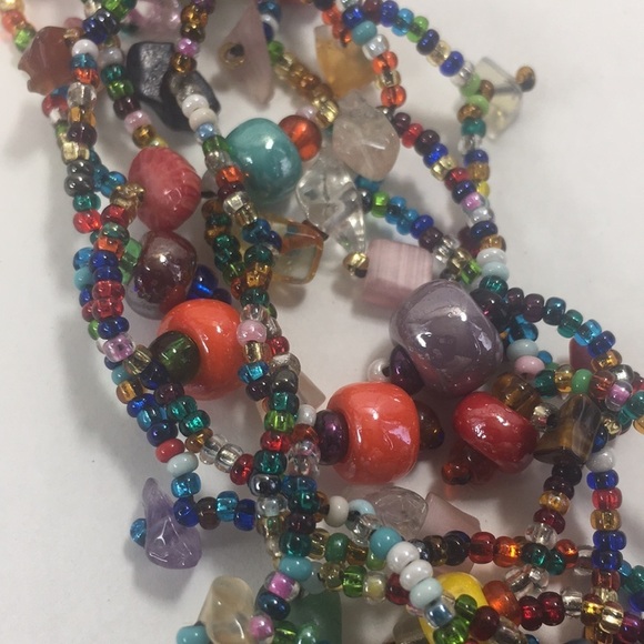 Artisanal Multi-layer seed bead glass stone chip necklace 7 strands multi-color - Picture 7 of 9